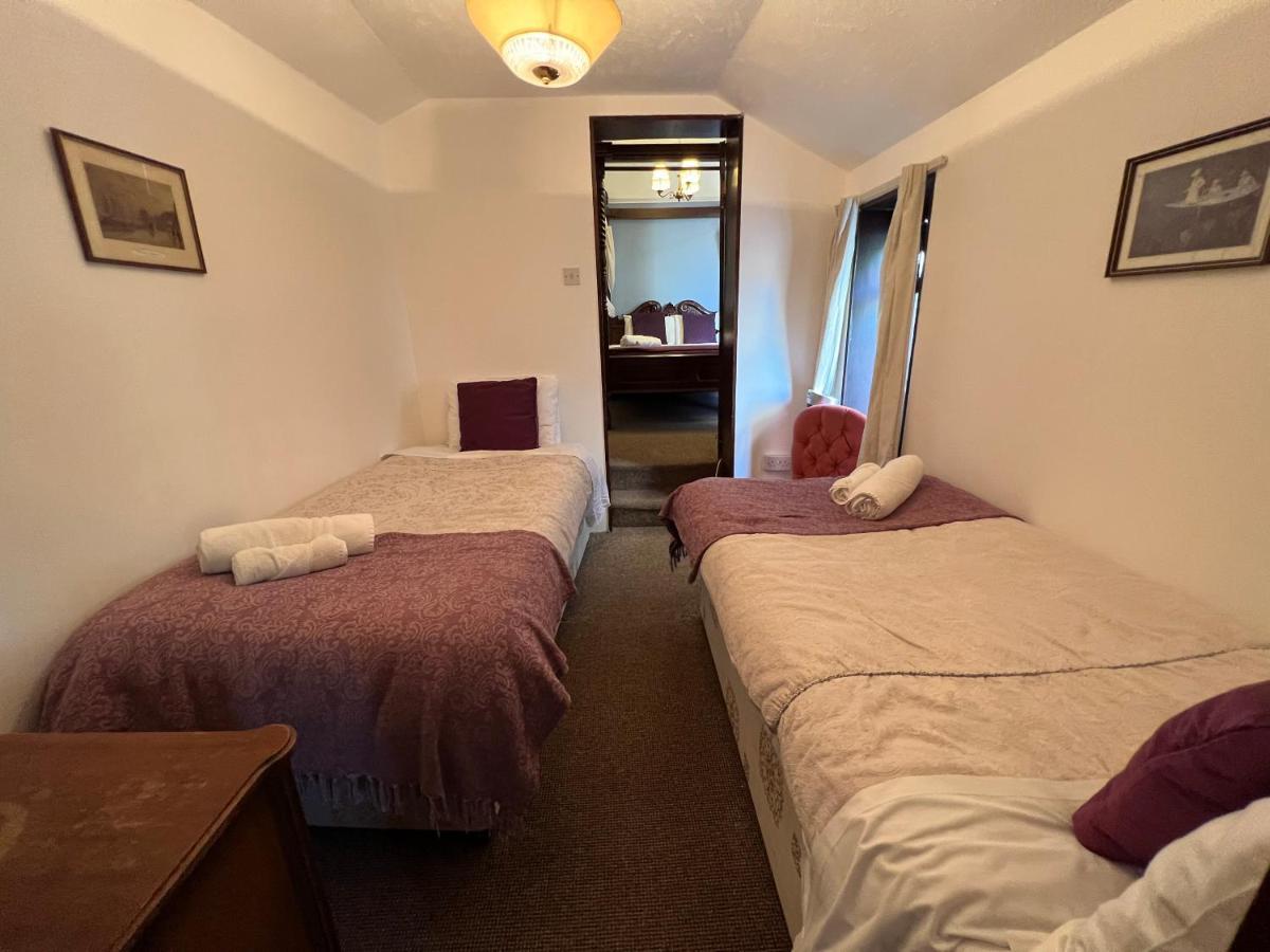 Georgian House Hotel 3*