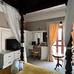 Georgian House Hotel