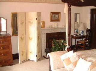 Georgian House Hotel